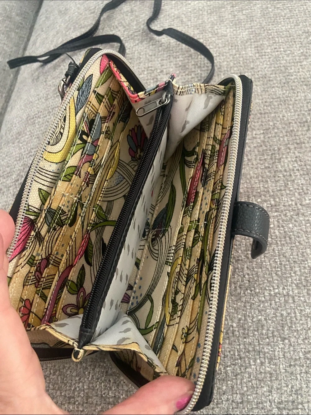Sakroots Floral Crossbody Wallet - Cream, Pink, Yellow, Green
